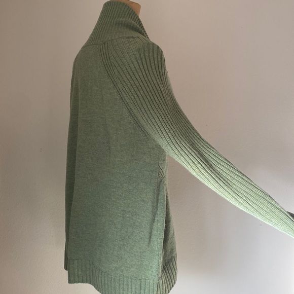 Eileen Fisher sz M green 100% merino wool zip front cardigan cowl neck gorgeous! - Picture 3 of 8